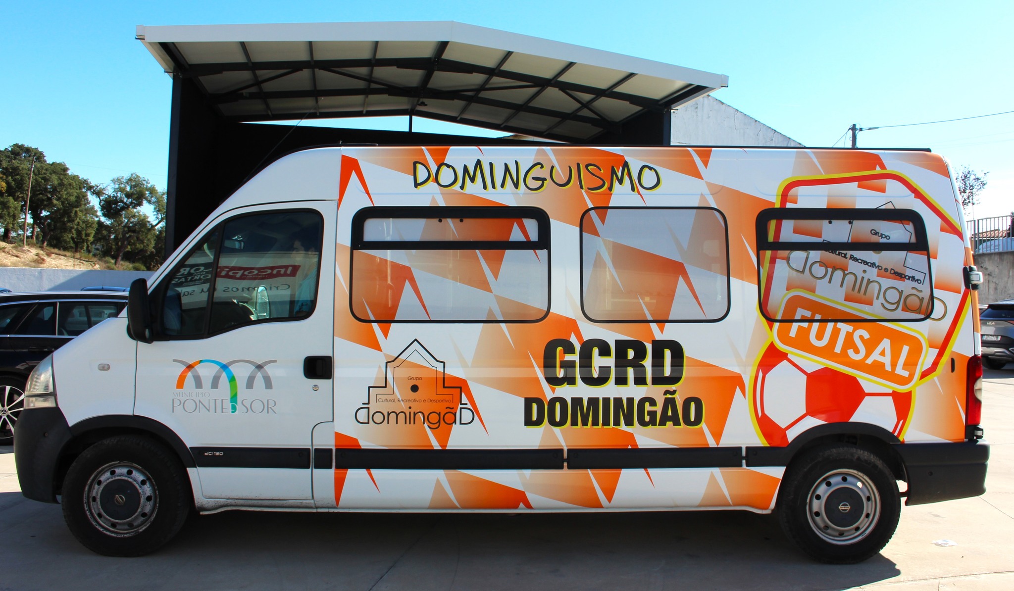 GCRD Domingão com Viatura para Transporte de Atletas